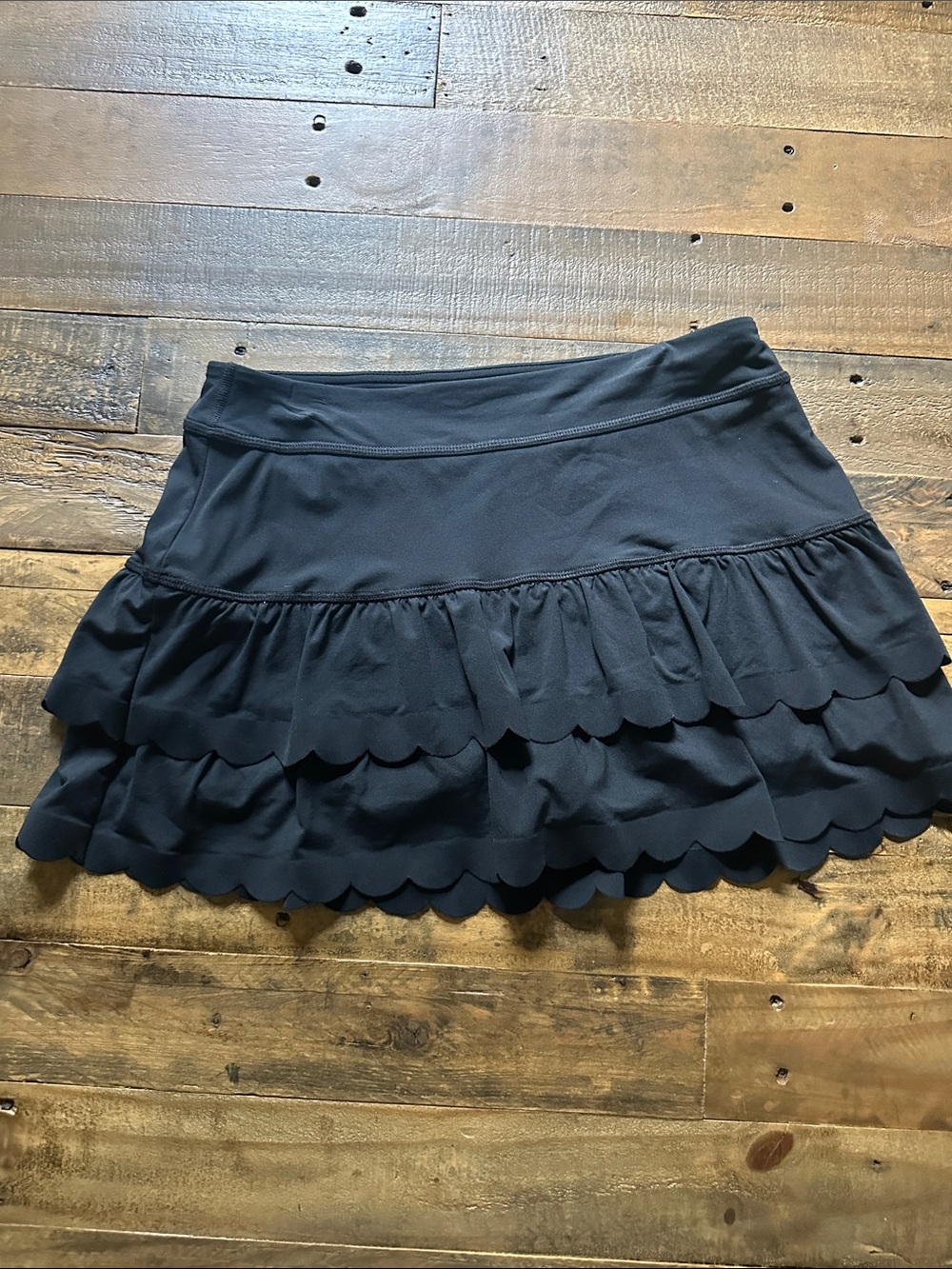 Lilly Pulitzer Black Scalloped Luxletic Skort